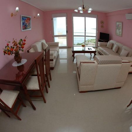 סרנדה Erti'S Apartments מראה חיצוני תמונה
