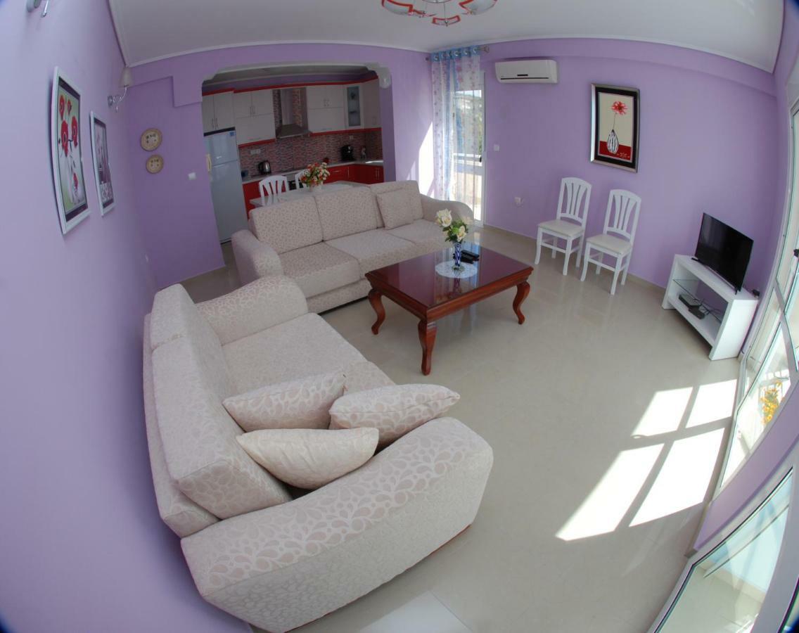 סרנדה Erti'S Apartments מראה חיצוני תמונה