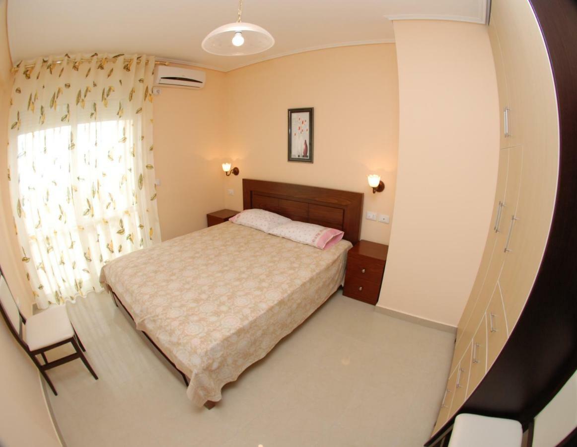 סרנדה Erti'S Apartments מראה חיצוני תמונה