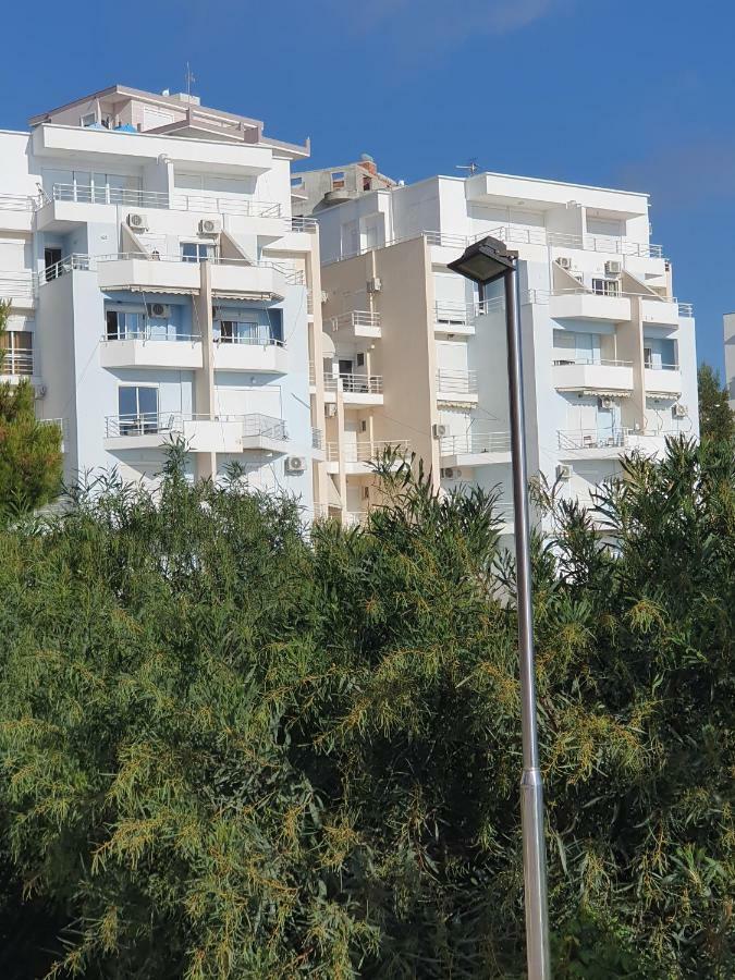 סרנדה Erti'S Apartments מראה חיצוני תמונה